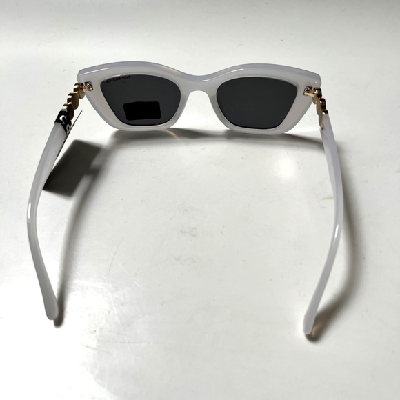 New Original TRUE RELIGION Cat Eye Sunglasses Milky White Acetate Rhinestones main image 4